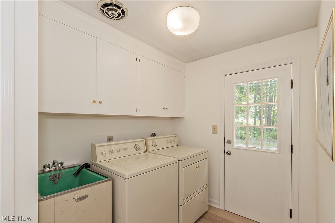 3189 Lander Road Pepper Pike OH 44124