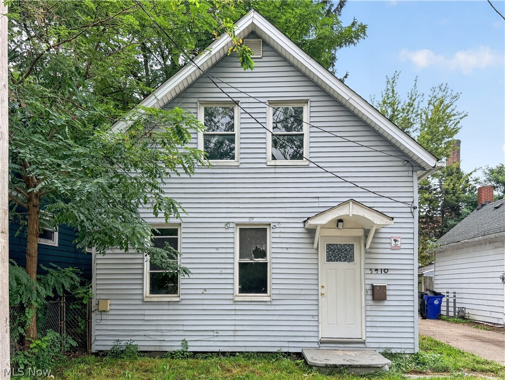 5910 Gilbert Court Cleveland OH 44102