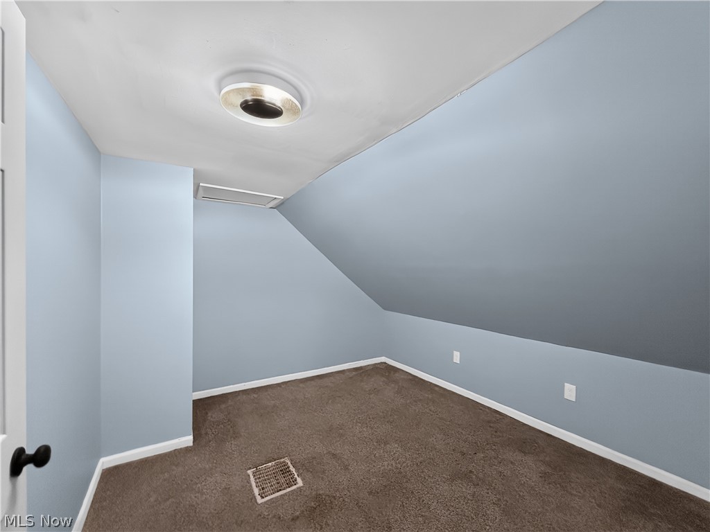 5910 Gilbert Court Cleveland OH 44102