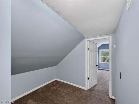 5910 Gilbert Court Cleveland OH 44102