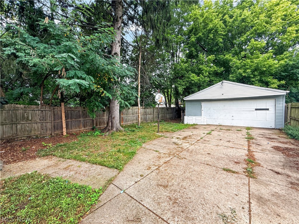 5910 Gilbert Court Cleveland OH 44102