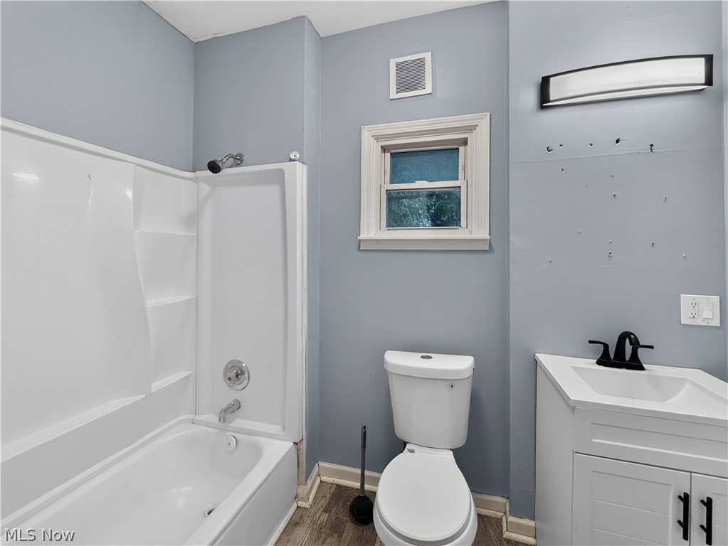 5910 Gilbert Court Cleveland OH 44102