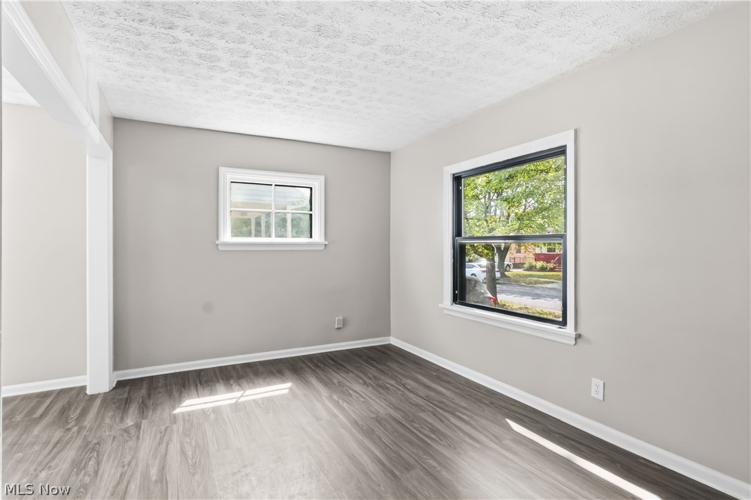 12904 Brookfield Avenue Cleveland OH 44135