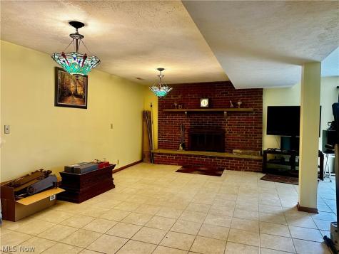 112 Berry Lane Marietta OH 45750