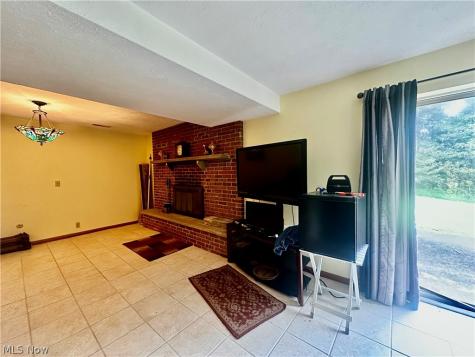 112 Berry Lane Marietta OH 45750