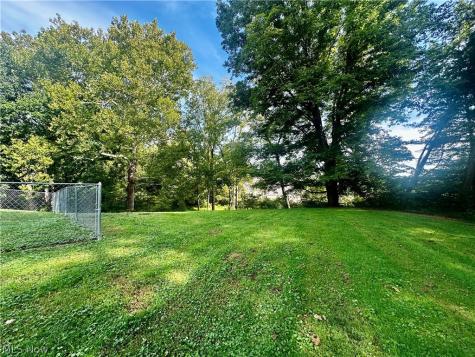 112 Berry Lane Marietta OH 45750
