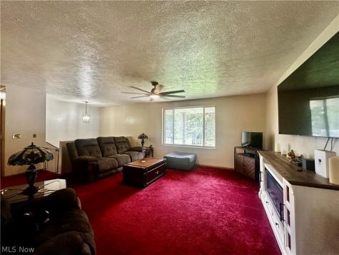 112 Berry Lane Marietta OH 45750