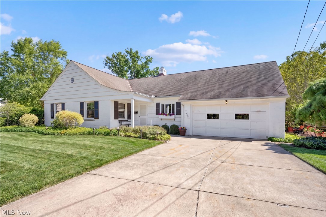 1983 Wynwood Drive Rocky River OH 44116
