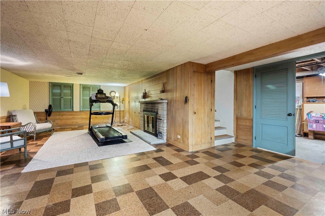 1983 Wynwood Drive Rocky River OH 44116