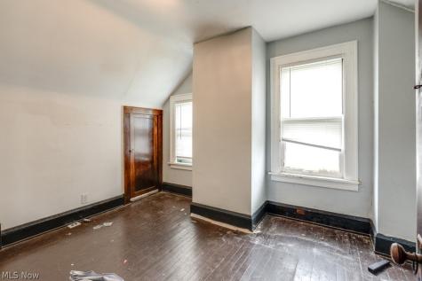 3694 E 143rd Street Cleveland OH 44120