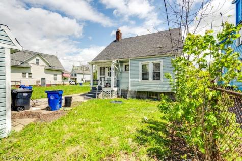 3694 E 143rd Street Cleveland OH 44120