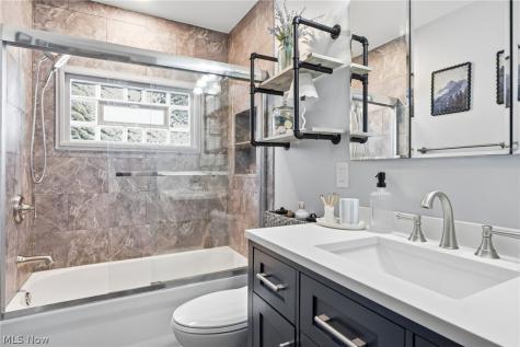 1824 Drenik Drive Wickliffe OH 44092