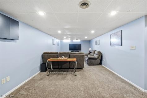 1824 Drenik Drive Wickliffe OH 44092