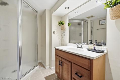 1824 Drenik Drive Wickliffe OH 44092
