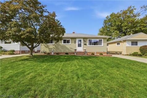 1824 Drenik Drive Wickliffe OH 44092