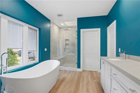 32407 Lake Road Avon Lake OH 44012