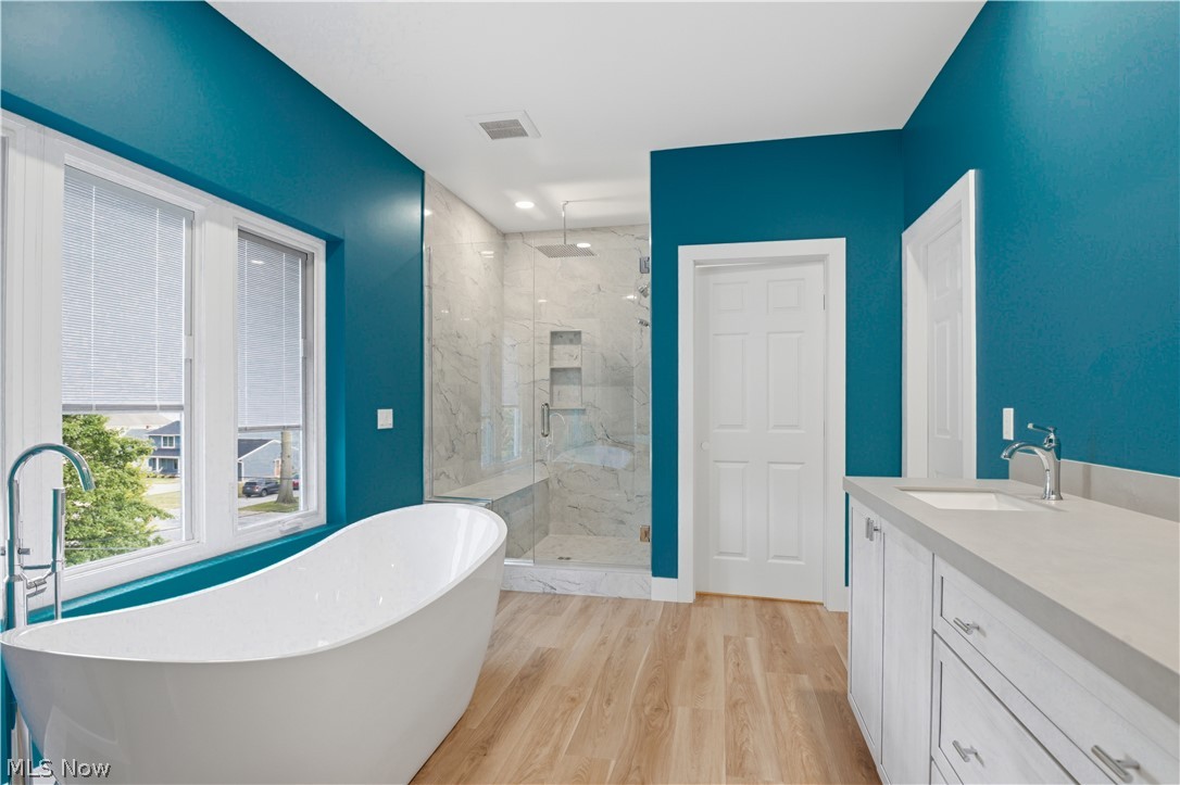 32407 Lake Road Avon Lake OH 44012