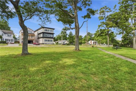 32407 Lake Road Avon Lake OH 44012