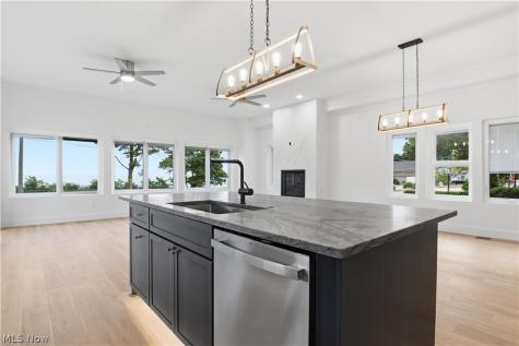 32407 Lake Road Avon Lake OH 44012