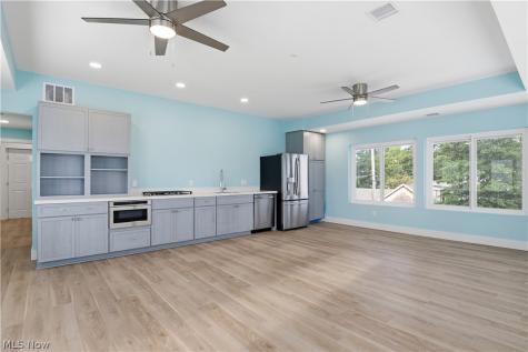 32407 Lake Road Avon Lake OH 44012