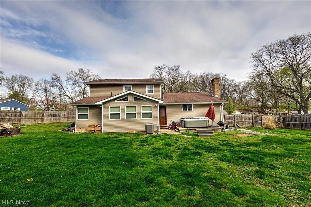 2204 Southeast Boulevard Salem OH 44460