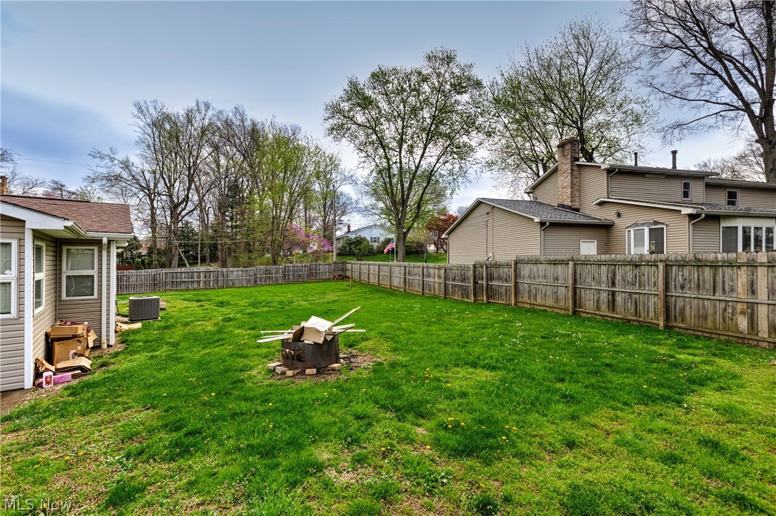 2204 Southeast Boulevard Salem OH 44460