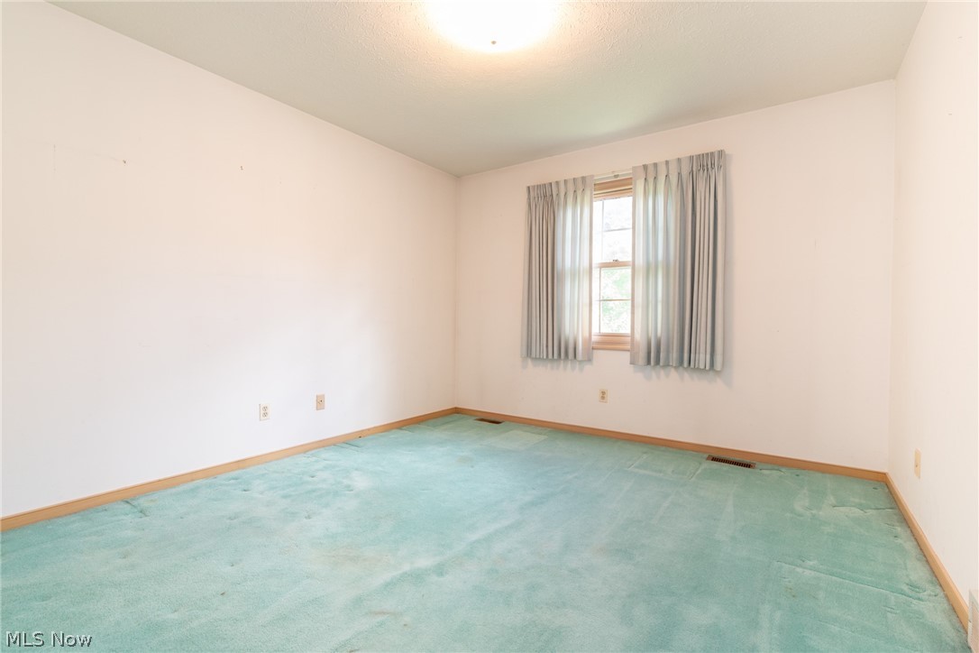 5920 Stephanie Lane Solon OH 44139