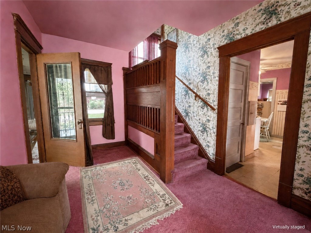 569 Edgewood Avenue Akron OH 44307