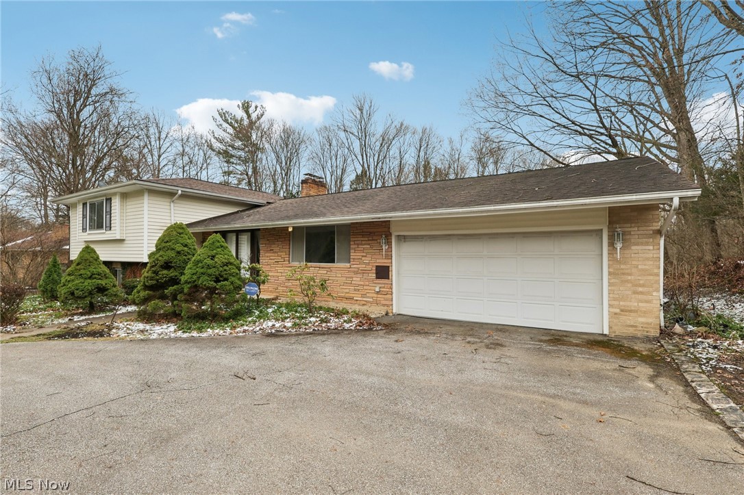 7448 Amber Lane Brecksville OH 44141