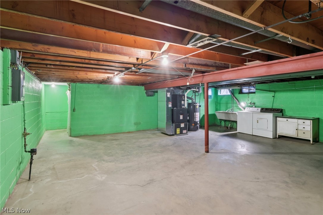 7448 Amber Lane Brecksville OH 44141