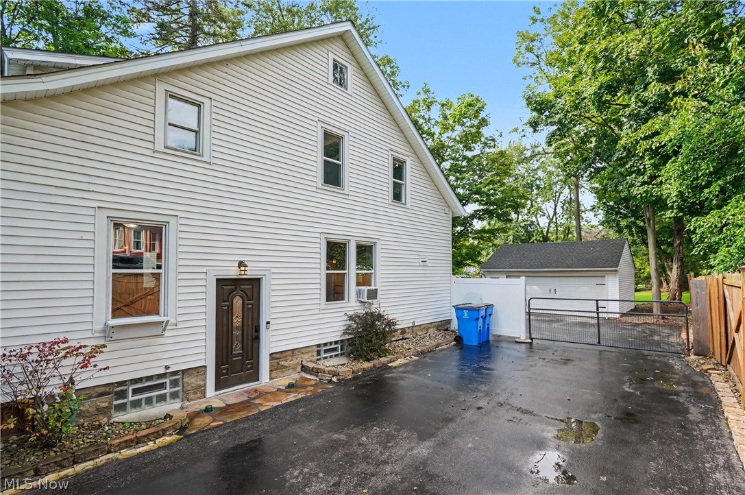 204 Water Street Chardon OH 44024