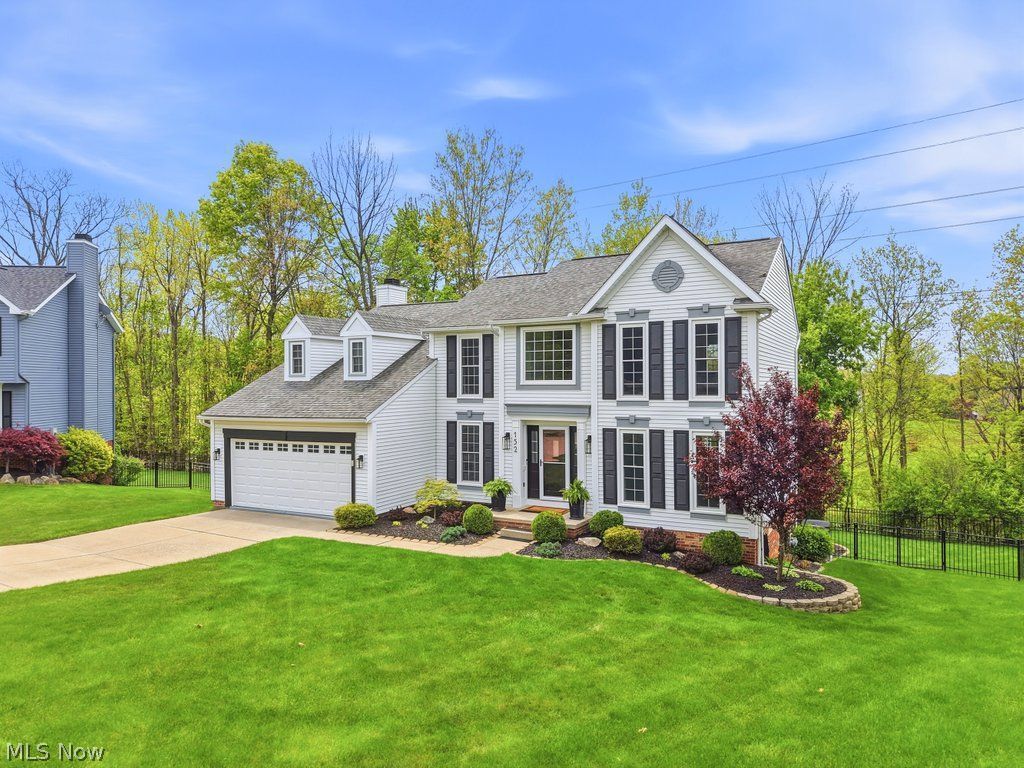 152 Mccleary Court Sagamore Hills OH 44067