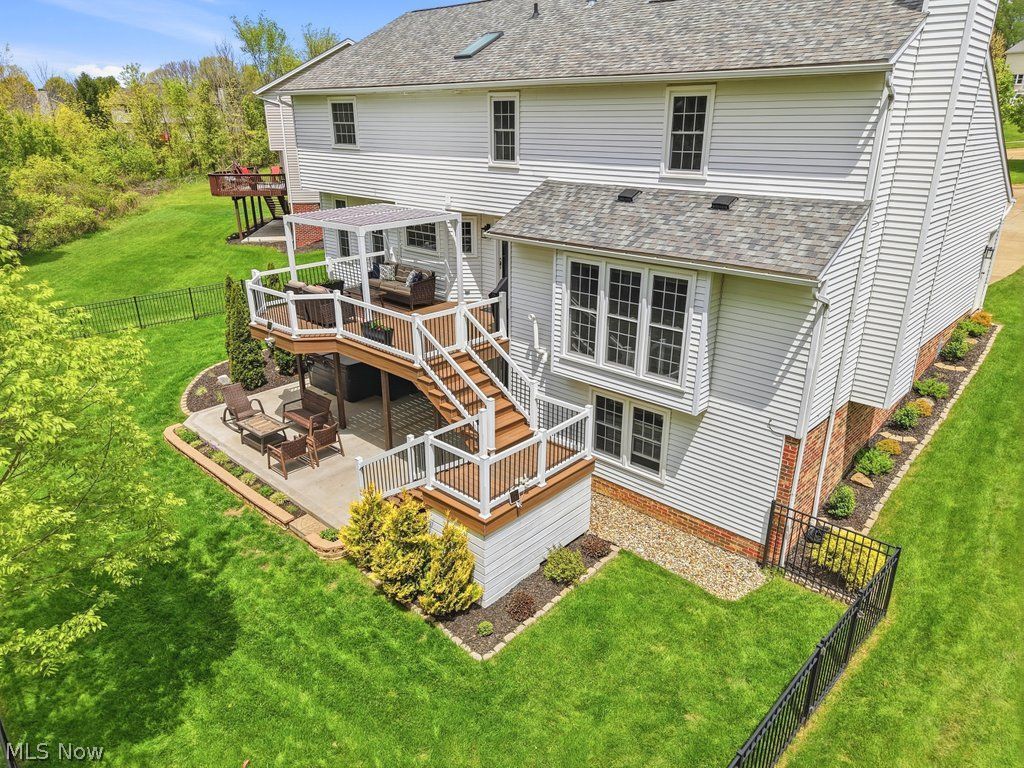 152 Mccleary Court Sagamore Hills OH 44067