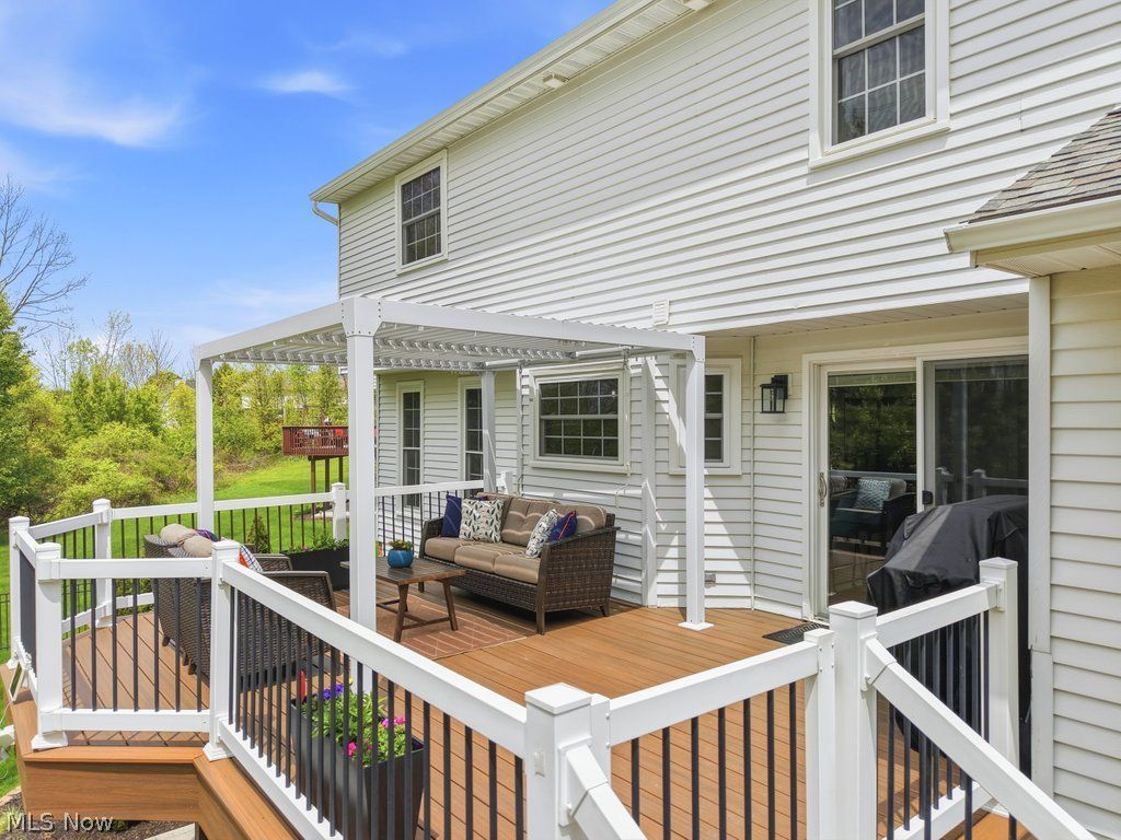 152 Mccleary Court Sagamore Hills OH 44067