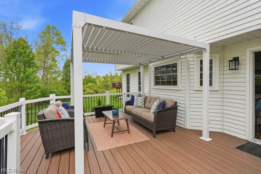 152 Mccleary Court Sagamore Hills OH 44067