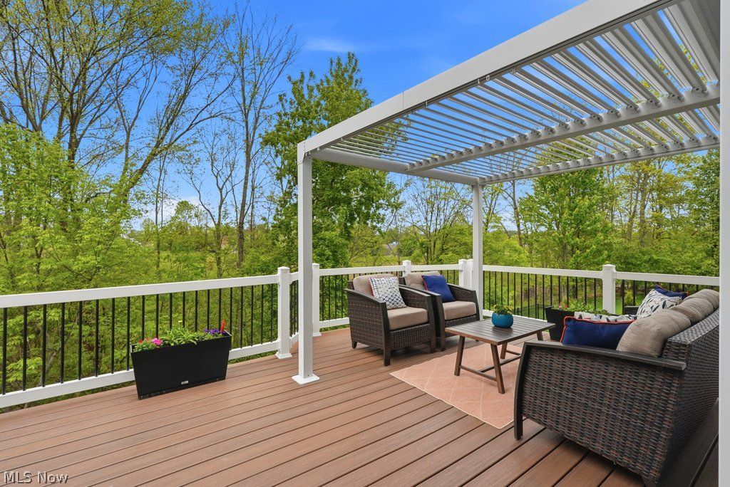 152 Mccleary Court Sagamore Hills OH 44067