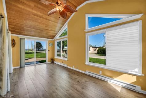 143 Oneida Trail Sandusky OH 44870