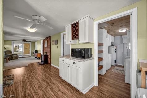 143 Oneida Trail Sandusky OH 44870