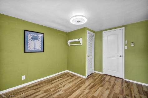143 Oneida Trail Sandusky OH 44870