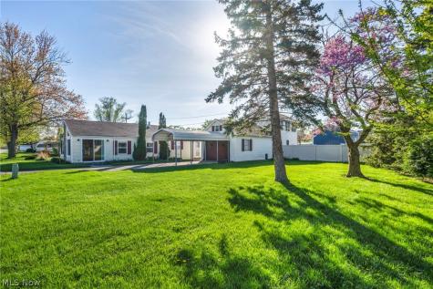 143 Oneida Trail Sandusky OH 44870