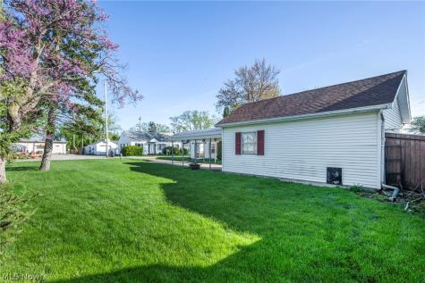 143 Oneida Trail Sandusky OH 44870