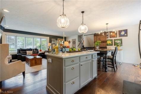 2994 Forestview Street NE Canton OH 44721