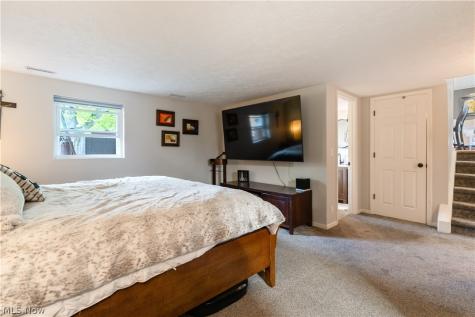 2994 Forestview Street NE Canton OH 44721