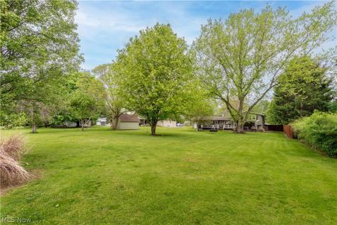 2994 Forestview Street NE Canton OH 44721