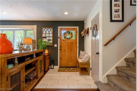 2994 Forestview Street NE Canton OH 44721