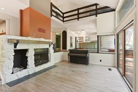 265 Ravenna Street Hudson OH 44236