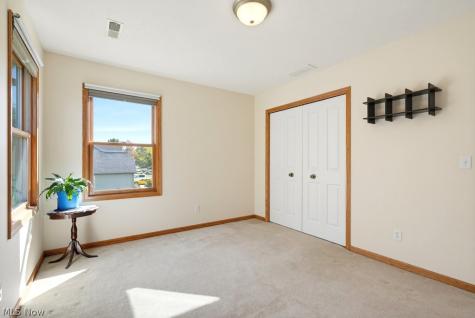 21162 Breckenridge Lane Strongsville OH 44149