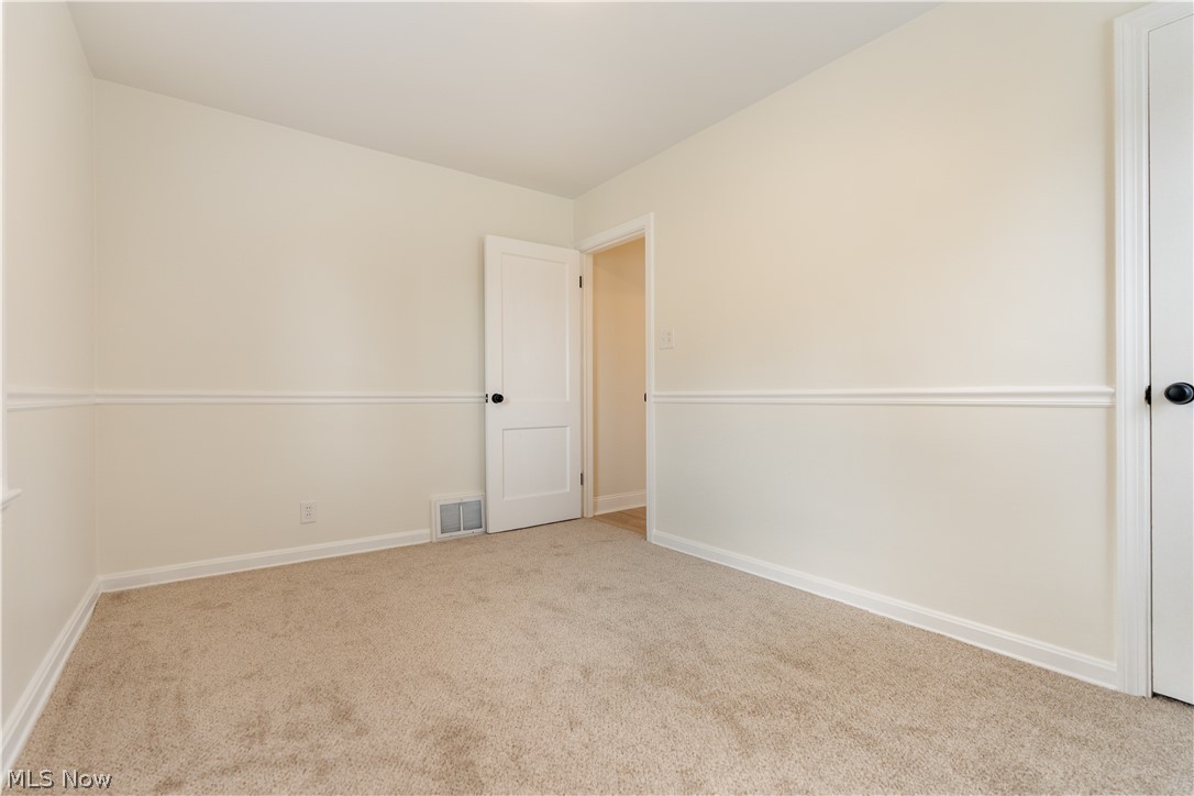 128 Woolf Avenue Akron OH 44312