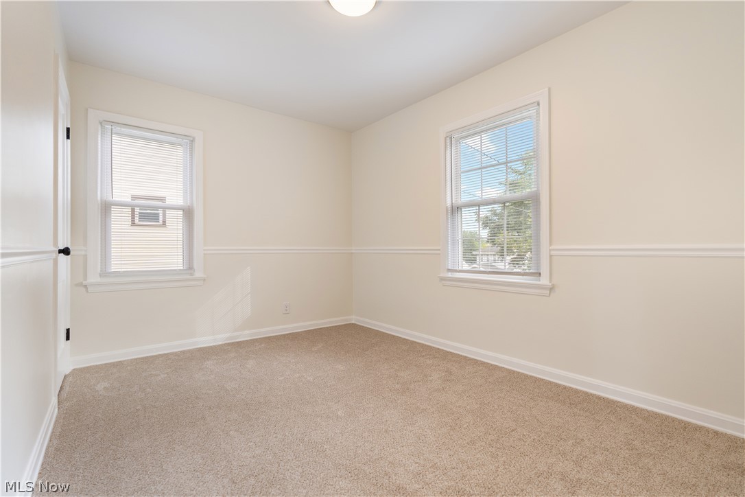 128 Woolf Avenue Akron OH 44312