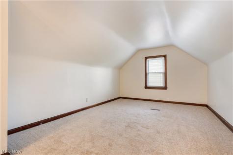 128 Woolf Avenue Akron OH 44312